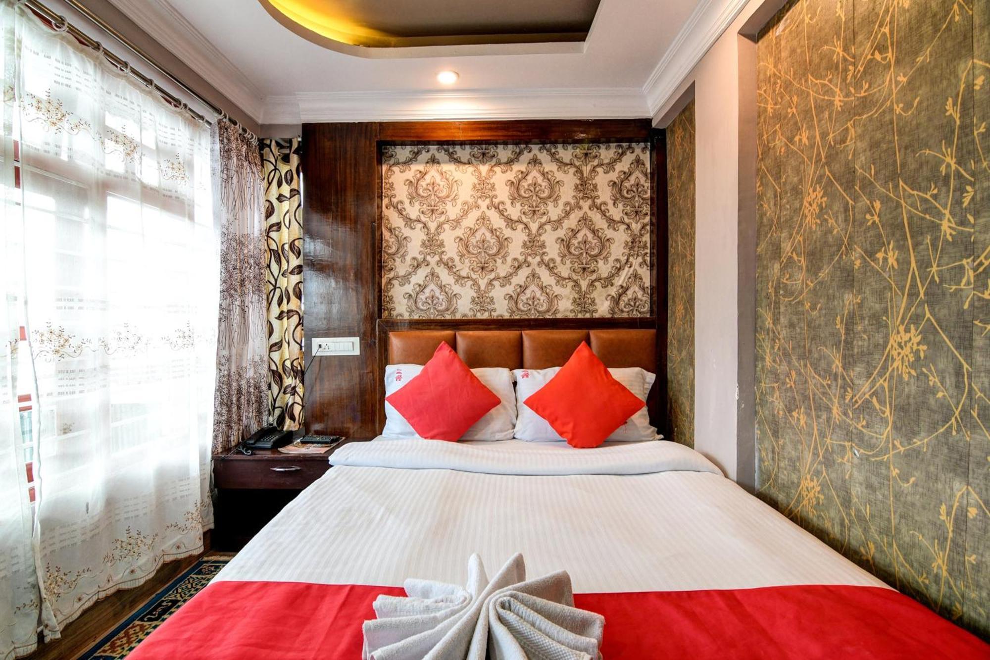 Hotel Kasturi Palace Darjeeling - Excellent Service Recommended Экстерьер фото